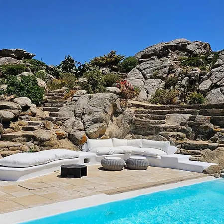 Villa Karam